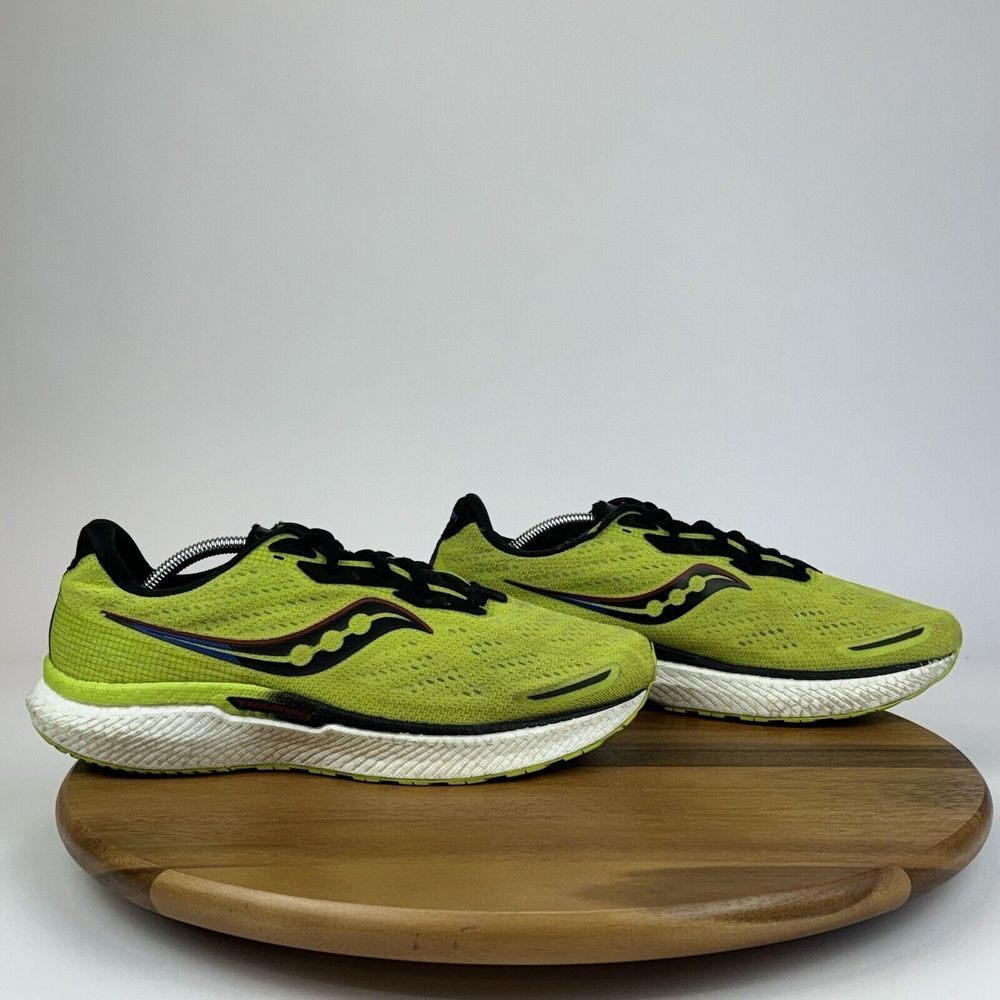 Mens Saucony Triumph 19 Green Athletic Running Comfort Sneakers Shoes Size 11 D